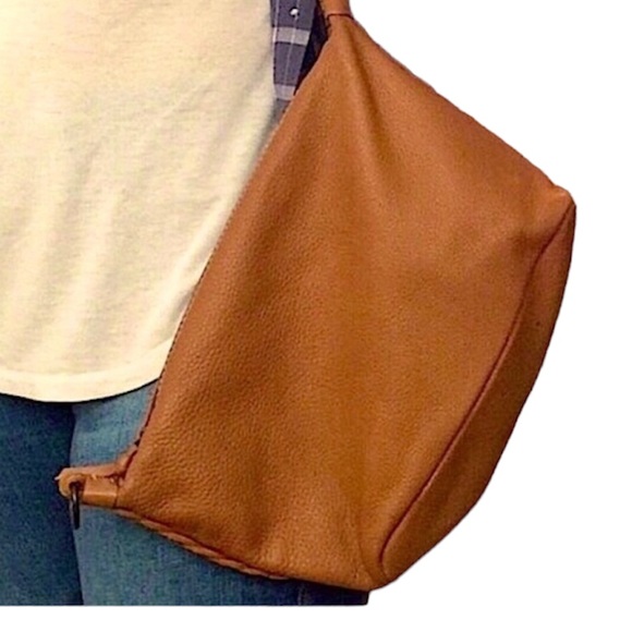 Bottega Veneta Bag🌸 - Picture 5 of 8